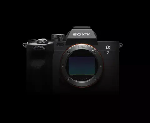 Megérkezett a Sony Alpha 7 negyedik generációja egy teljesen új szenzorral