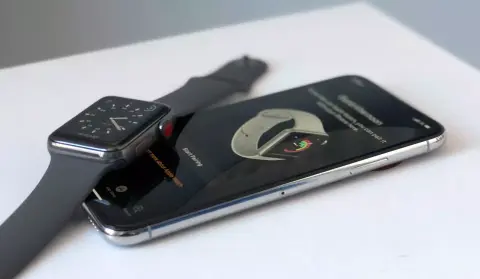 Újabb életmentő funkcióval készül az Apple Watch, ezt az iPhone-ok is megkaphatják