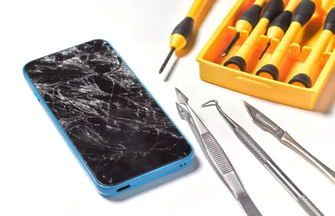 Apple: Nem szándékos a képernyőcsere utáni Face ID tiltás, jön a frissítés