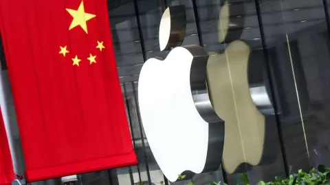 Titkos gazdasági együttműködés lehet Kína és az Apple között