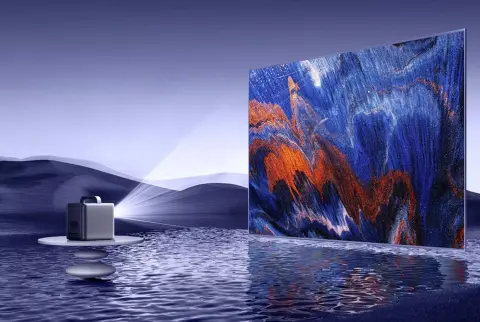 Nebula Cosmos Laser 4K – Hordozható Ultra HD projektor az Ankertől