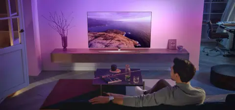 Világelsőként jelentett be OLED EX tévét a Philips, és 86 colos DLED TV-vel is készül