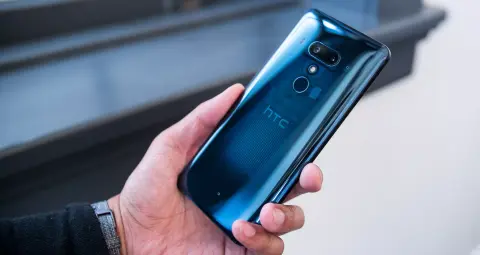 VR és AR fókuszú csúcsmobillal rukkolhat elő a HTC