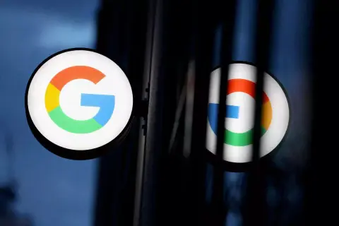 Leállítja a Google a reklámértékesítést az orosz piacon