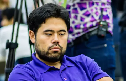 Kitiltottak Twitch-ről egy sakknagymestert, mert egy kitiltott streamert közvetített