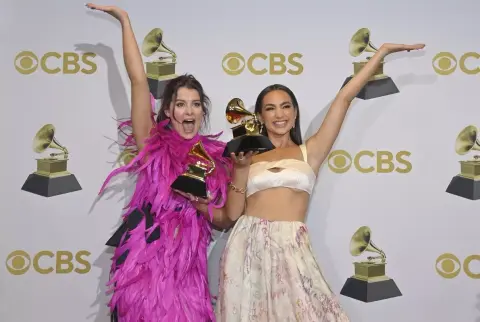 Grammy-díjat nyert egy album, ami a TikTokról indult