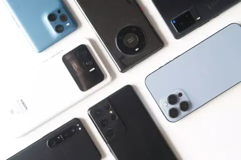 Gyengült hazánkban a Samsung, és új gyártó bukkant fel a mobilos eladási toplistán