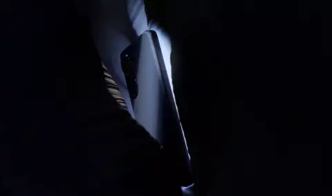 Kisebb csúcsmobil lesz az ASUS Zenfone 9