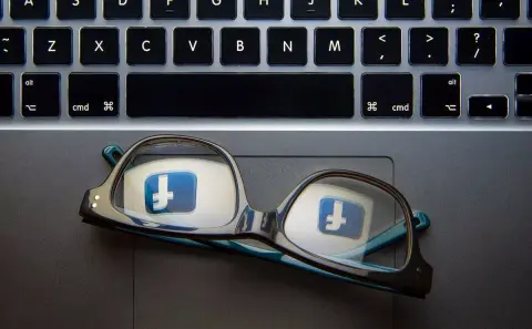 Egy ember öt profilt is létrehozhat majd a Facebookon – Új lehetőséget tesztel a Meta