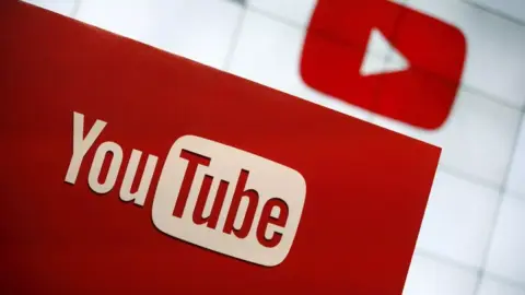 Izgalmas újítással készül a YouTube, streaming platformoknak adhat értékesítési lehetőséget