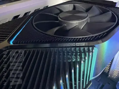 Előkerült egy rejtélyes, GeForce RTX 3090 Super névre keresztelt videokártya
