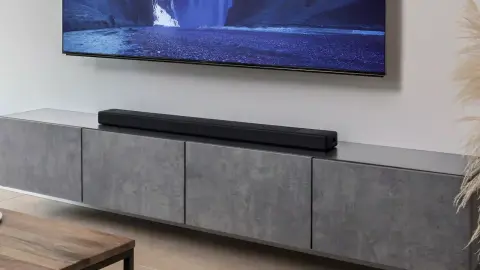 Remek térhangzást ígérve érkezett meg a Sony legújabb, kompakt hangprojektorja