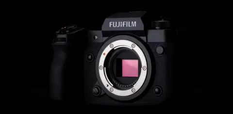 8K UHD videózásra képes APS-C szenzor mellett a Fujifilm új fényképezője