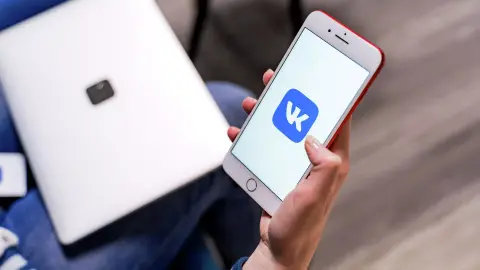 Az Apple kipakolta az App Store-ból az orosz „Facebookot”