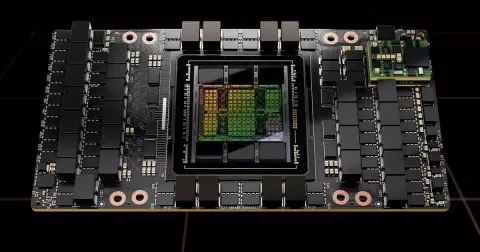 A GeForce RTX 4090 helyett inkább az adatközpontokba szánt H100-ra koncentrál az Nvidia?