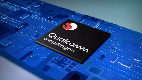 12 magos lapkán dolgozik a Qualcomm, amit az 5G támogatásról is gondoskodni fog