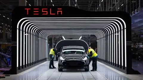 Eddig tudta tartani a Tesla a növekedési ütemtervét, megjöttek a friss eladási adatok