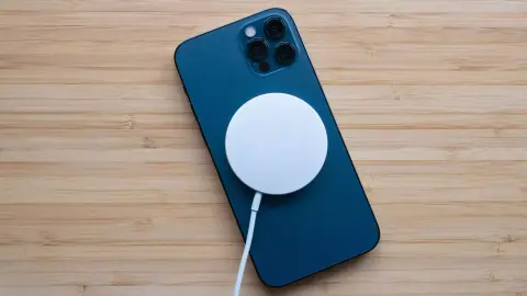 Mindenkinek megnyitja a MagSafe technológiát a Qi2 szabvány?
