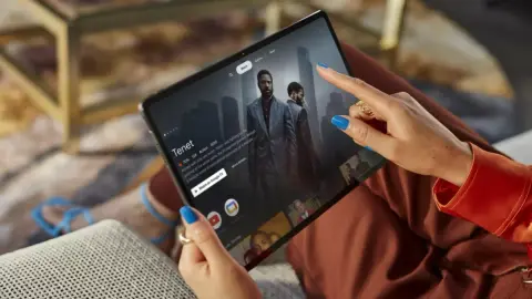 iPad Pro riválisnak szánt táblagéppel állt elő a Lenovo