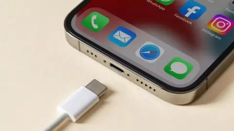 Limitálhatja majd az Apple a „nem hitelesített” USB-C kábeleket