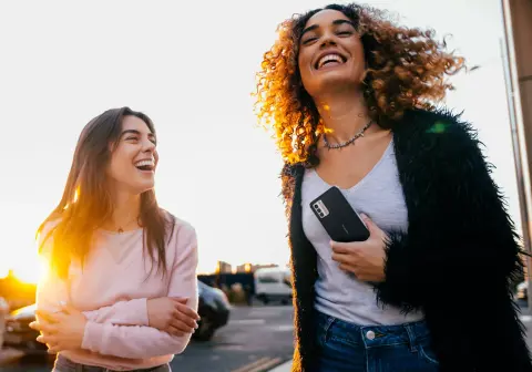 Váratlan lépésre szánta el magát a HMD Global: Európába telepít telefongyárat