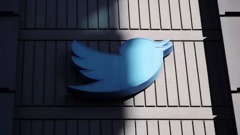 Titkosított üzenetküldési funkciót vezet be a Twitter, de nem mindenki élhet ezzel