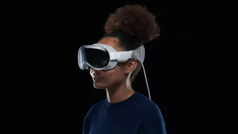Bemutatkozott az Apple VR szemüvege, a Vision Pro
