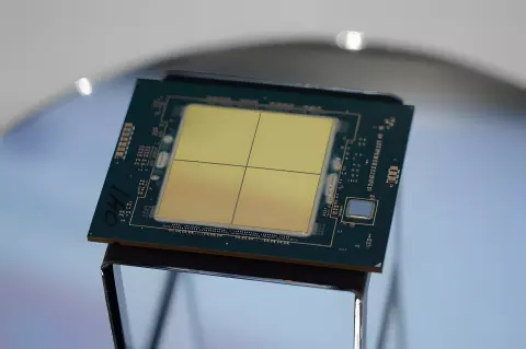 Hibát találtak, le kellett állítani egyes Sapphire Rapids sorozatú Intel szerverprocresszorok szállítását