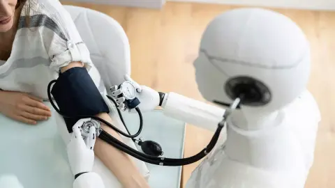 Már folyamatban van a Google gyógyászati MI rendszerének klinikai tesztje