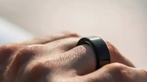 Jöhet a Samsung okosgyűrűje
