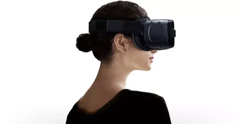Kiszivárgott képen a Samsung XR szemüvege