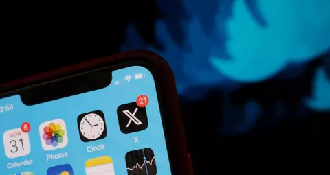 Egy sor újítással állt elő az X, jöhetnek a 3 órás videók is
