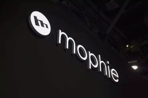 A Mophie iPhone-okkal is használható Qi2, mágneses töltőkkel állt elő