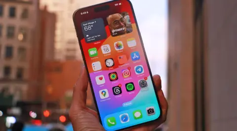 iOS 17.0.3 – Célkeresztben a túlmelegedés