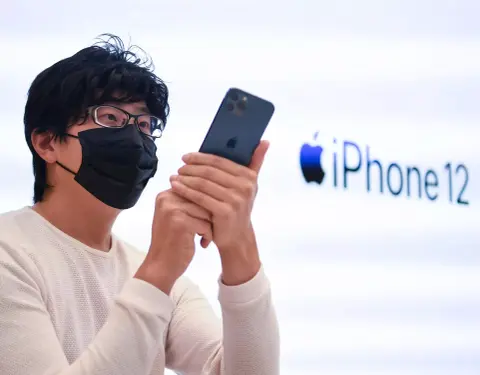 Az Apple szerint a franciák mérésében volt a hiba, de lesz javítás