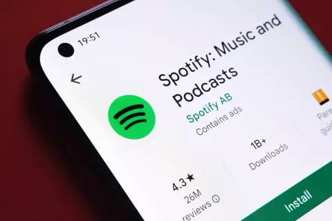 Titkos megállapodásra derült fény a Spotify és a Google között