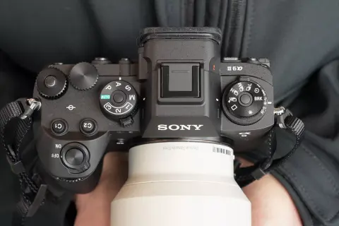 Így szól a Sony A9 III a 120 kép/mp-es sorozat közben – hála a hanggenerátornak