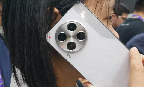 Tecno hat in Zusammenarbeit mit Sony eine spezielle Kamera entwickelt