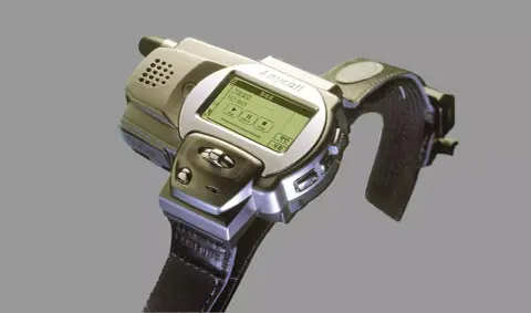 Tudtad, hogy már 1999-ben lehetett órával telefonálni?