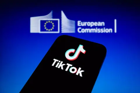 Ennyi volt, lelőtte a TikTok a videózásért járó „órabért”