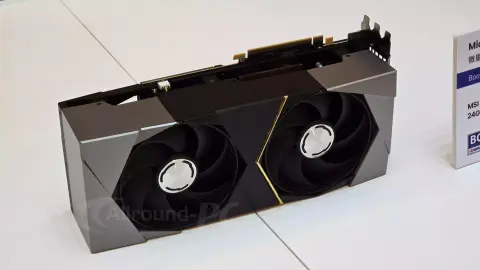 GeForce RTX 4090 Extreme de 4,5 sloturi, din atelierul MSI