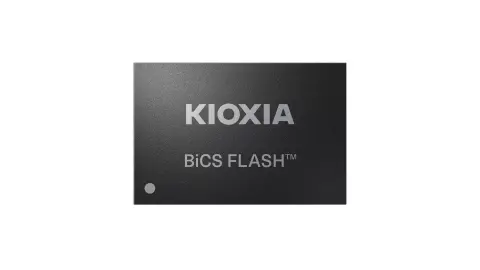 Hamarosan érkezhetnek a 16 TB-os konzumerpiaci SSD-k, hála az új 3D QLC NAND Flash chipeknek