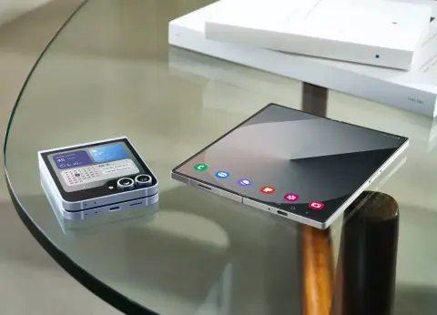 Gyenge értékesítési mutatókra számít a Samsung az új Galaxy Z modelleknél