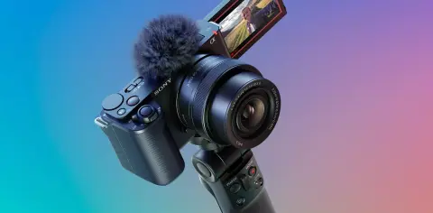 A Sony új vlogger kamerája megmutatja a kijáratot a videózásra választott mobiloknak