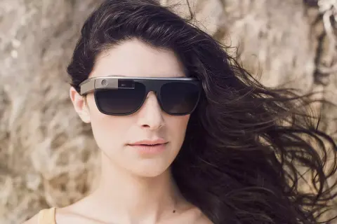 A Google megpróbálta szétszakítani a Metát és a Ray-Bant