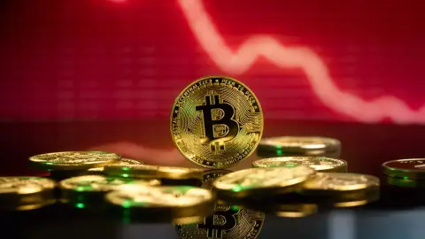 Némi szárnyalást követően most újra nagyot zuhant a bitcoin