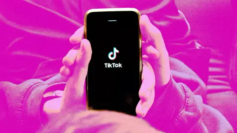 Csoportos csevegéssel és filmközponttal állt elő a TikTok