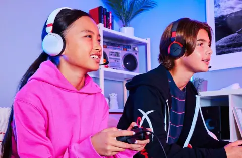 Gyerekeknek szánt HyperX Cloud gamer fejhallgató került a boltokba