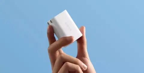 A világ legkisebb 100 W-os töltője az AirPods Pro 2 méretével vetekszik