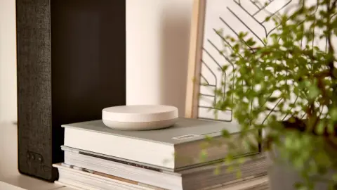Matter támogatást kapott az IKEA okosotthon vezérlője, és jön a fogyasztásmérős konnektor